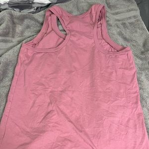 Zyia  razorback pink tank